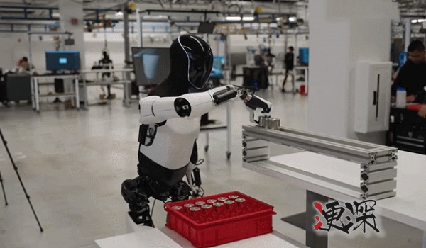 特斯拉optimus1_副本1.jpg 特斯拉optimus1_副本1.jpg