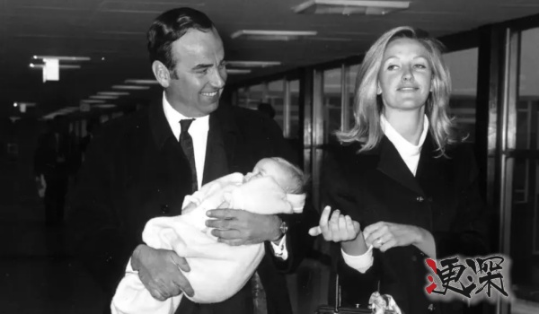 默多克2_副本1.jpg 默多克2_副本1.jpg