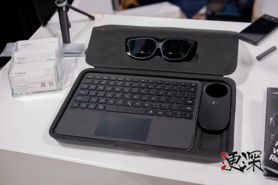 2025 年 CES,為什么變成了世界最大“眼鏡城”-第9張圖片.jpg 2025 年 CES,為什么變成了世界最大“眼鏡城”-第9張圖片.jpg