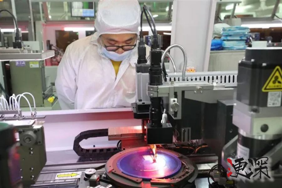 中國攻克 EUV 光刻膠難題！-1.jpg